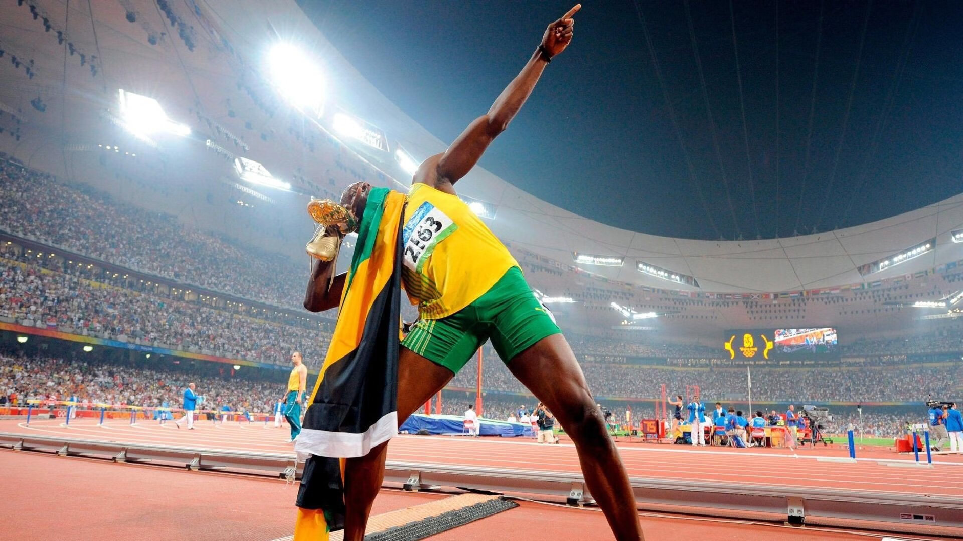 开云直播-_世界杯足球赛：爆冷门不断引发热议_，世界杯爆冷赛事